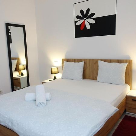Balcescu Apartment Self Check-In Timisoara Esterno foto